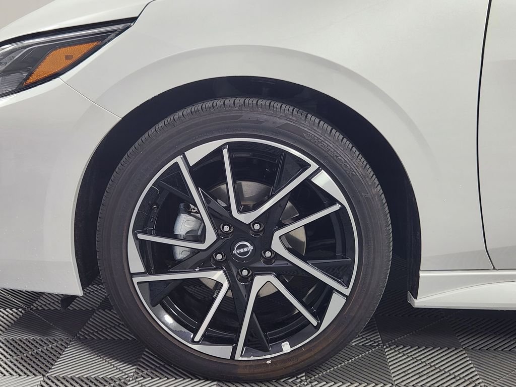 Certified Used 2025 White Nissan SR image 21