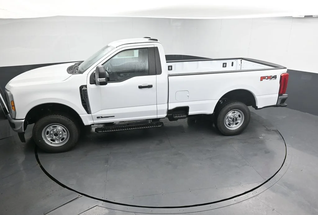 New 2026 Oxford White Ford F-250® XL image 19