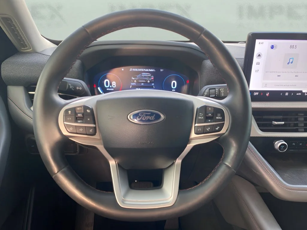 Used 2025  Ford Active image 11
