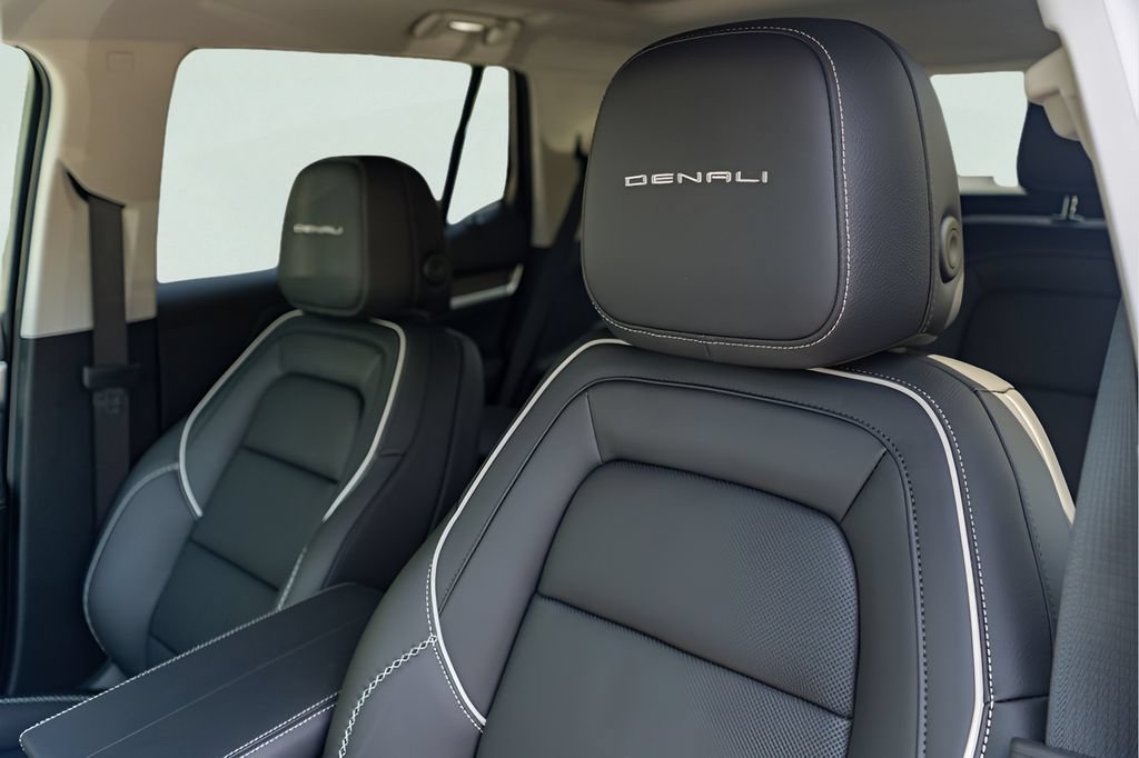 New 2027 Sterling Metallic GMC Denali image 10