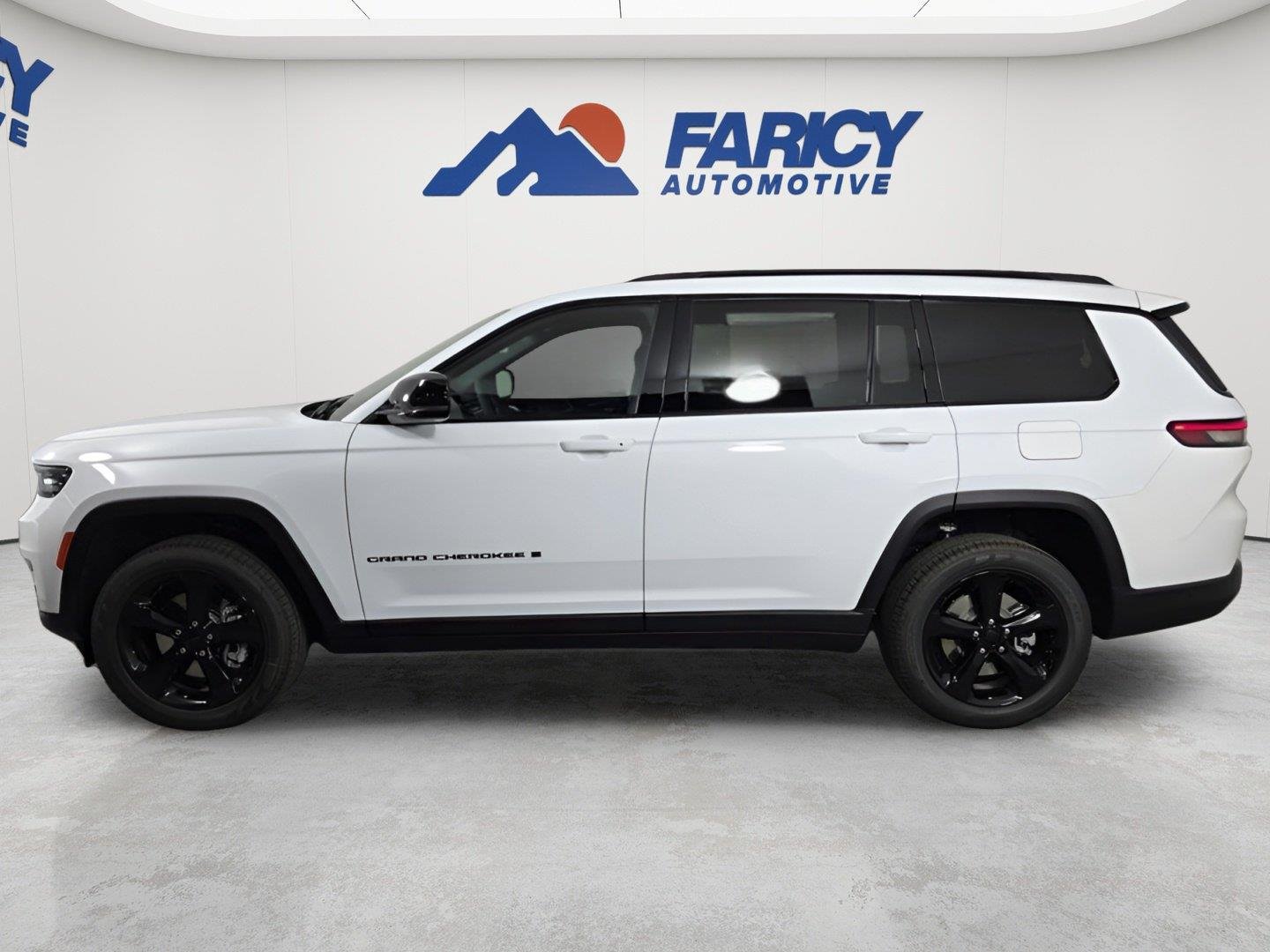 2025 Jeep Grand Cherokee L Limited - Photo 2