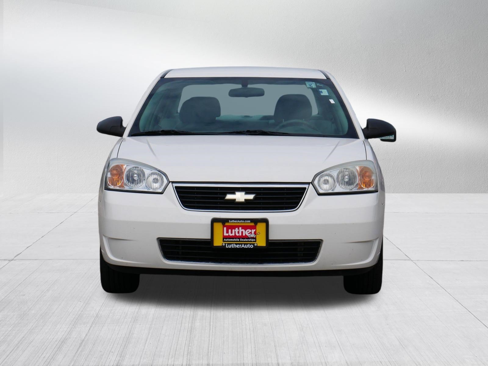 Used 2008 Chevrolet Malibu Classic LS with VIN 1G1ZS58F48F140206 for sale in Saint Paul, MN