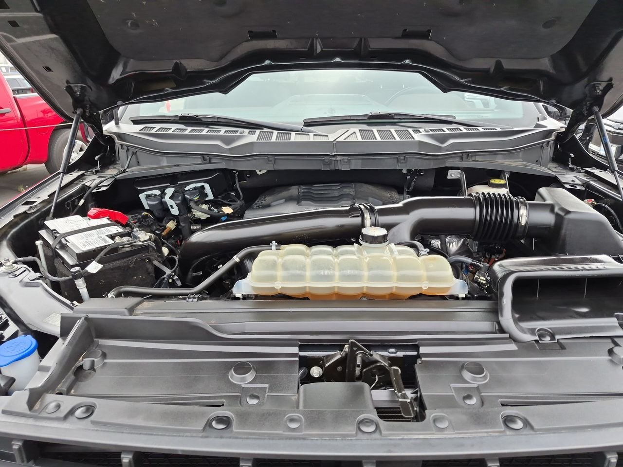 Used 2023 Black Ford Lariat image 31