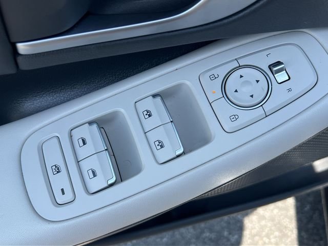 Certified Used 2025 Gray Hyundai SEL image 32