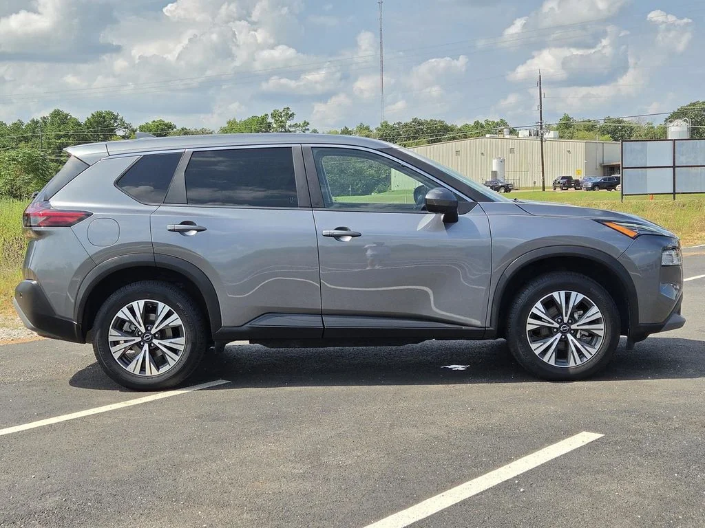 Used 2023 Gun Metallic Nissan SV image 9