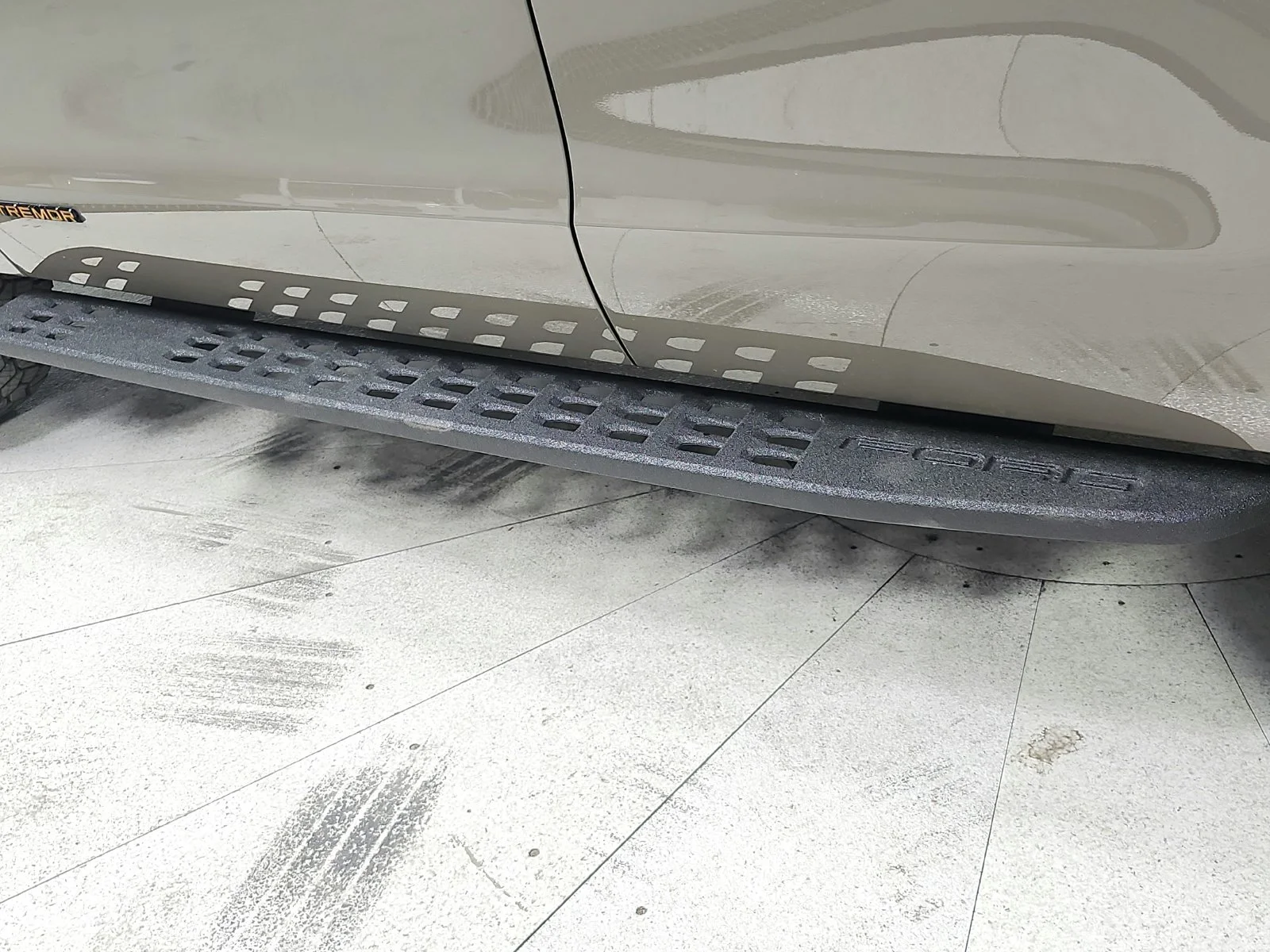 New 2027 Gray Ford Tremor image 53