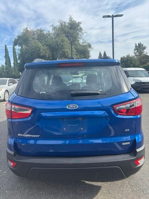 Used 2018 Blue Ford SE image 5