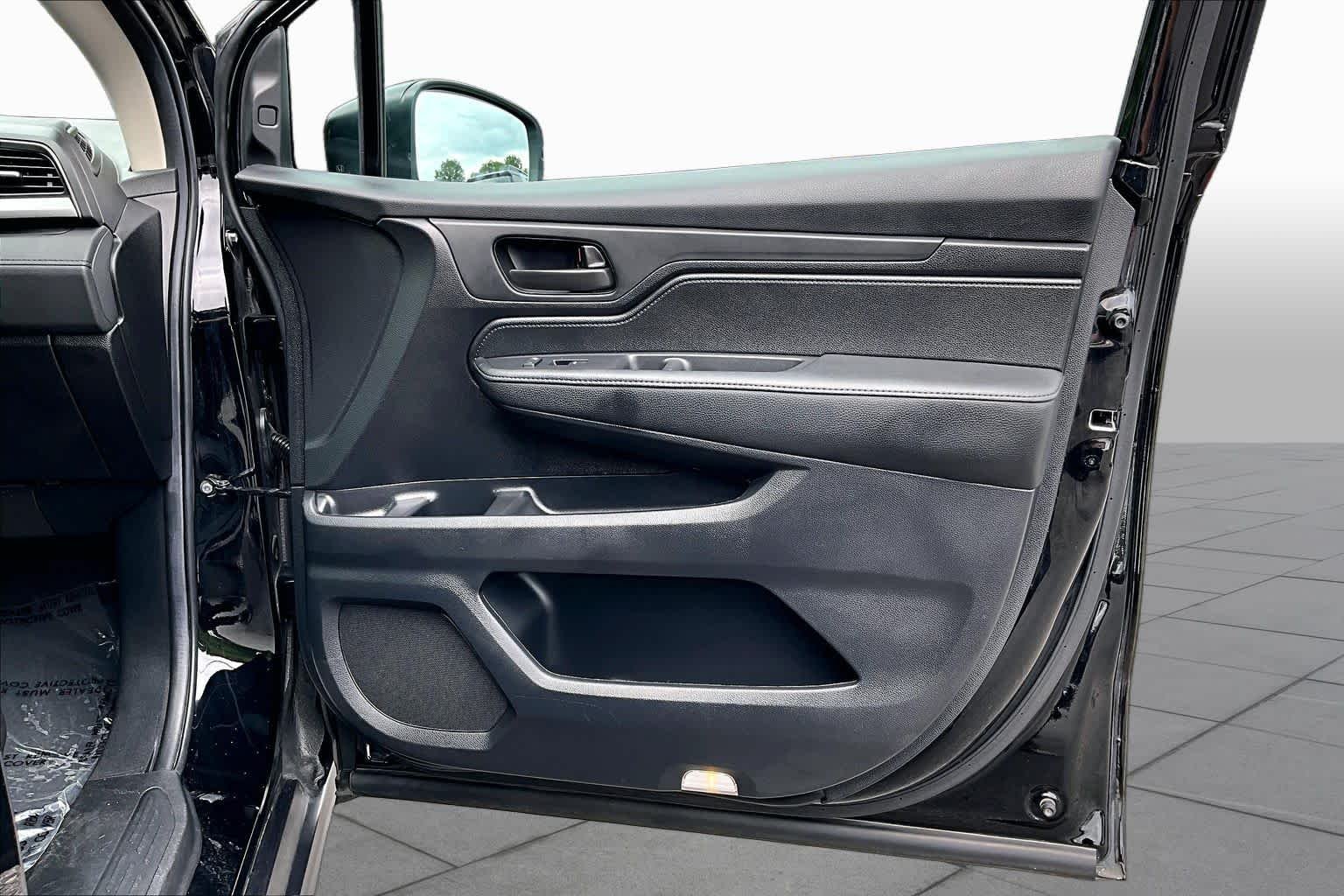 Used 2025 GRAY Honda EX-L image 23