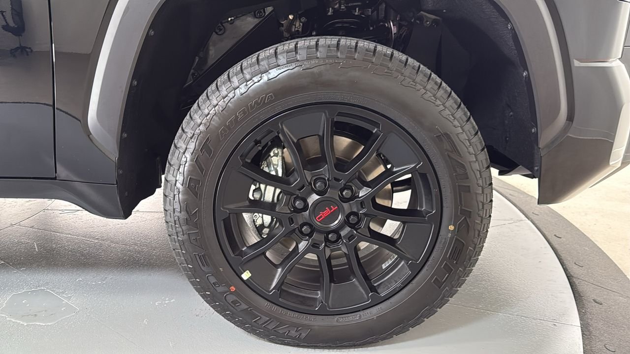 New 2026 Midnight Black Metallic Toyota  SR5 image 21