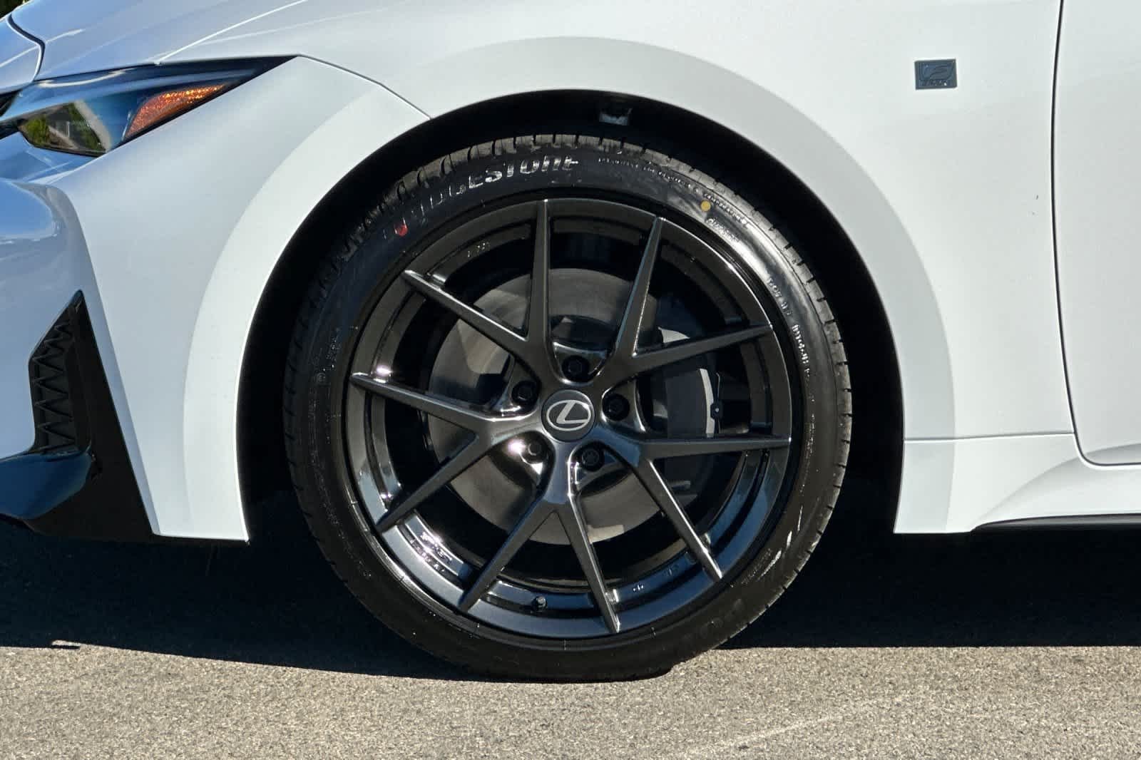 2026 Lexus IS 350 F SPORT DESIGN - Photo 30