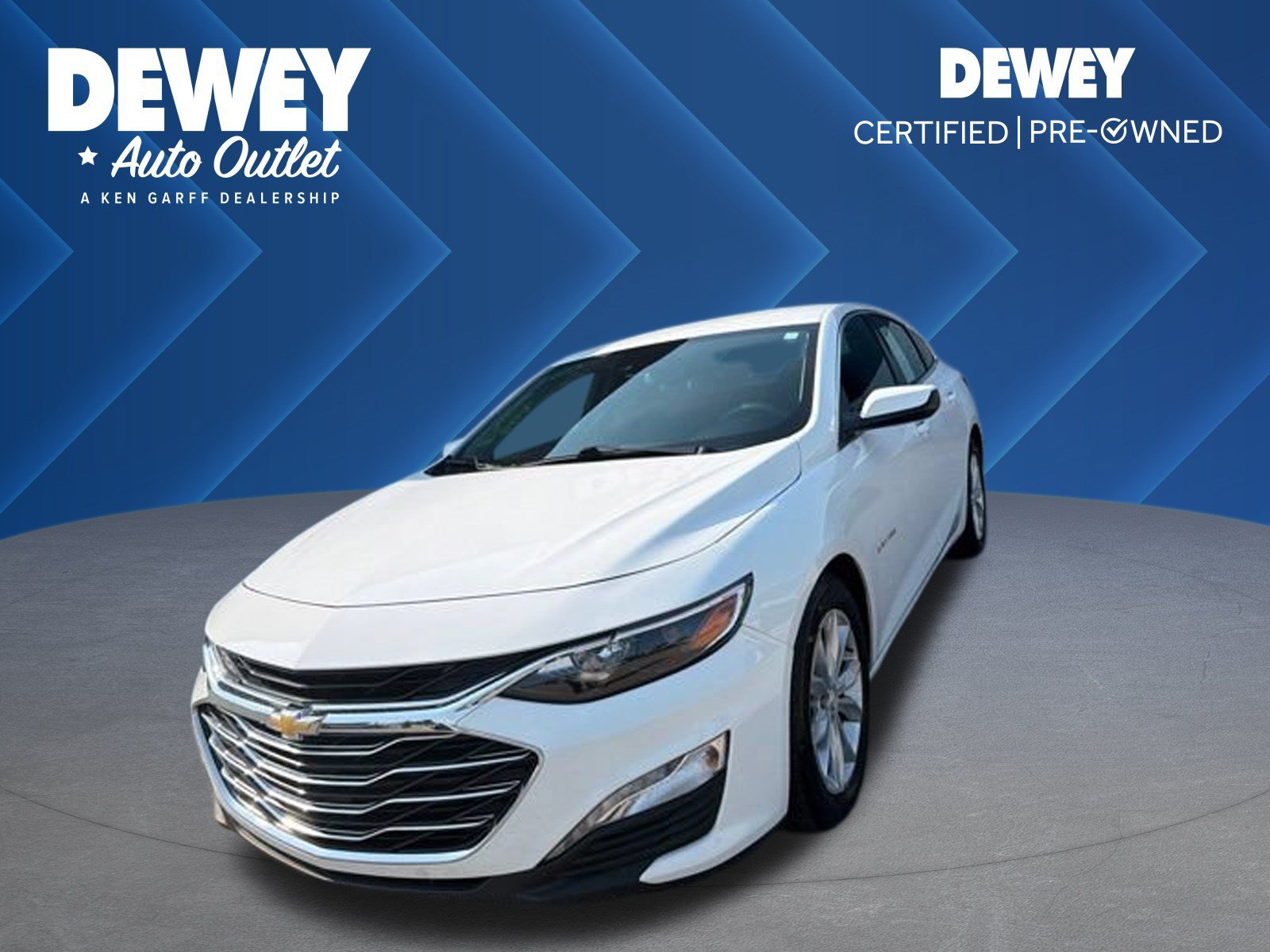 Used 2024 Summit White Chevrolet LT image 1