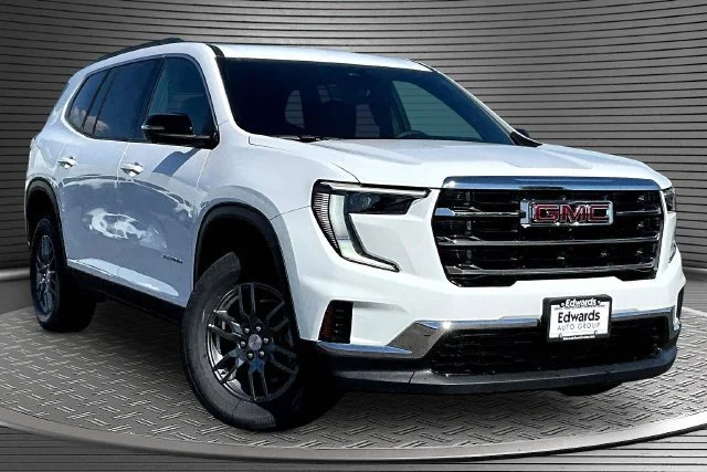 New 2026 Summit White GMC Elevation image 2