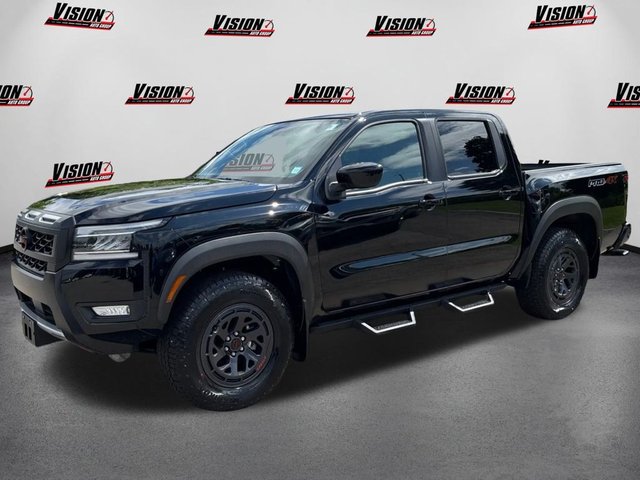 New 2025 Nissan Frontier PRO-4X 4D Crew Cab in Canandaigua