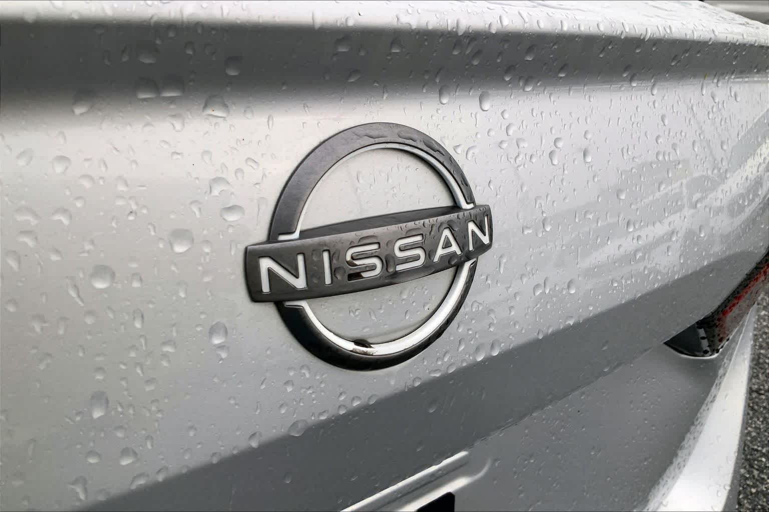 Used 2024 Brilliant Silver Metallic Nissan 2.5 SV image 29