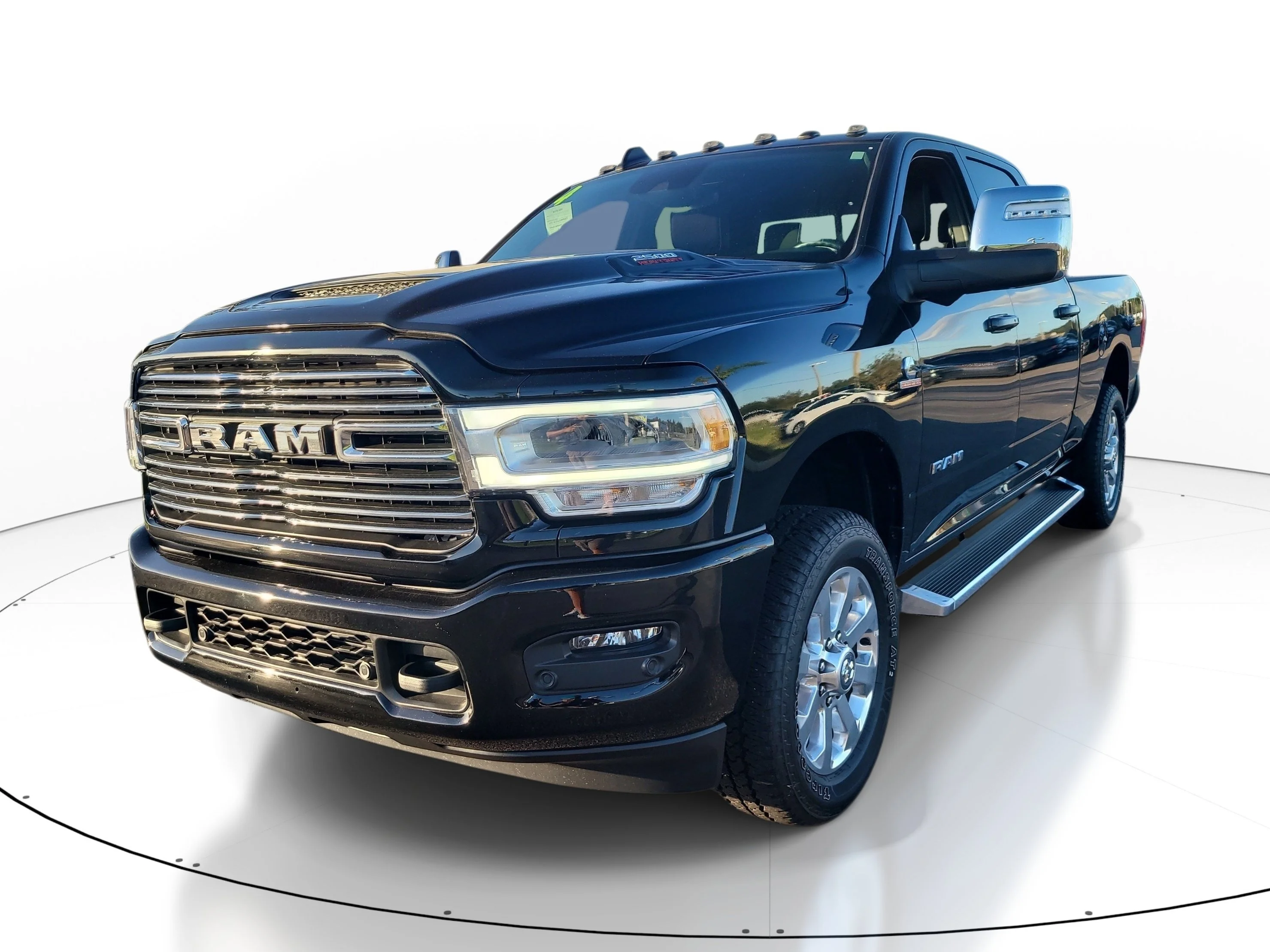 Used 2024 Diamond Black Crystal Pearlcoat Ram Laramie image 3