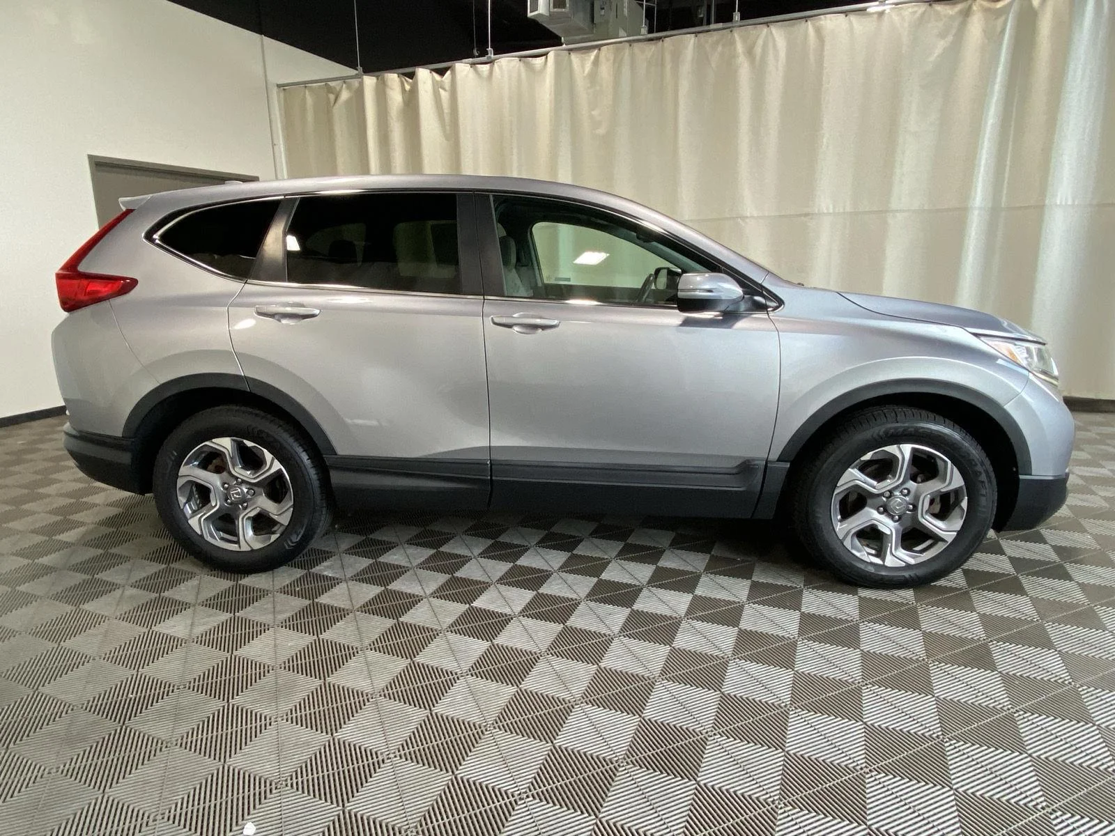 Used 2019 Lunar Silver Metallic Honda EX-L image 8