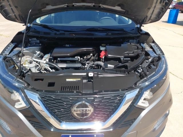 Used 2021 Gun Metallic Nissan SV image 36