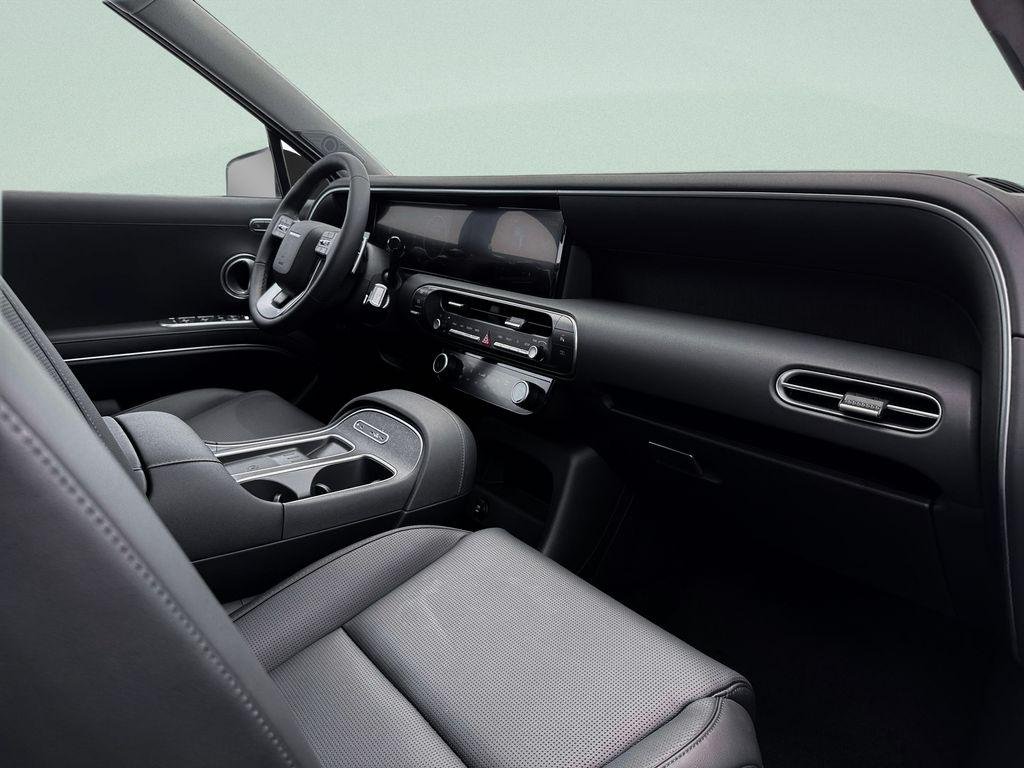 New 2026 Black Hyundai Limited FWD image 15