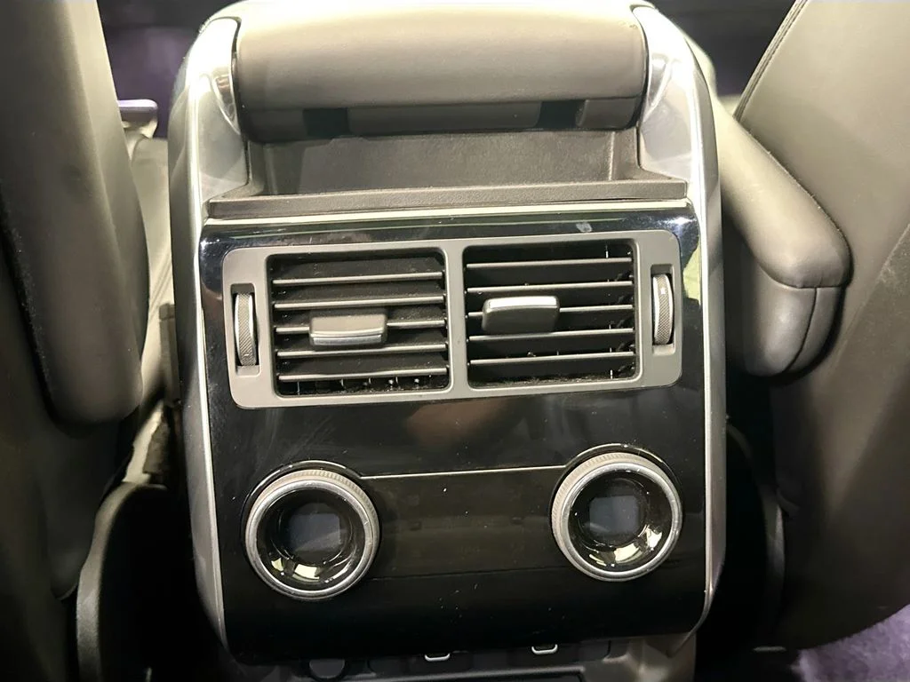 Certified Used 2022 White Land Rover HSE Silver Edition image 26