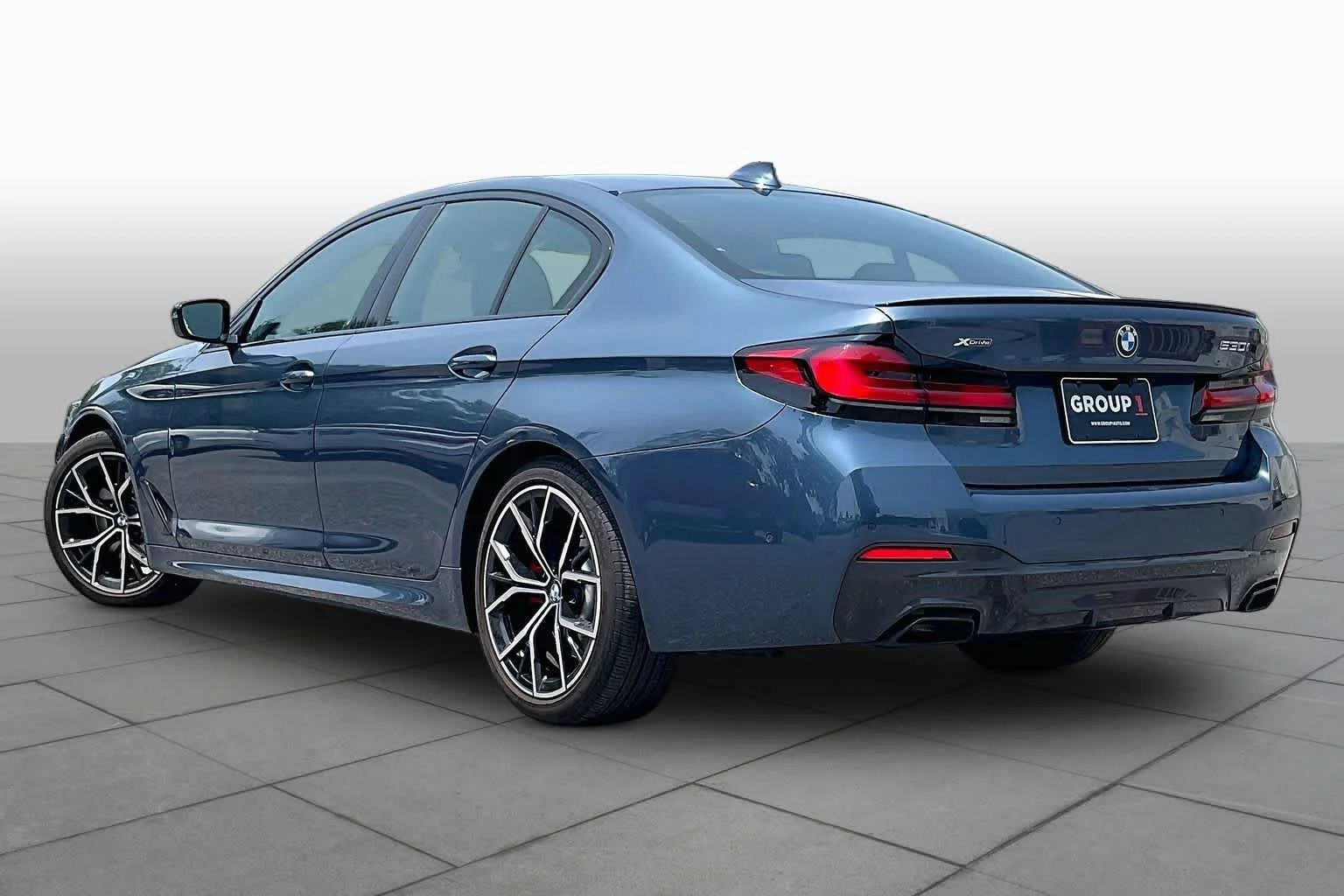 Used 2023 Arctic Race Blue Metallic BMW 530i xDrive image 11
