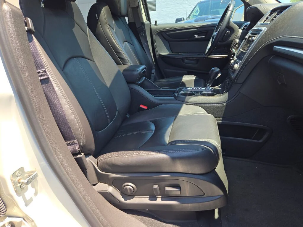 Used 2015 White GMC SLT-1 image 6
