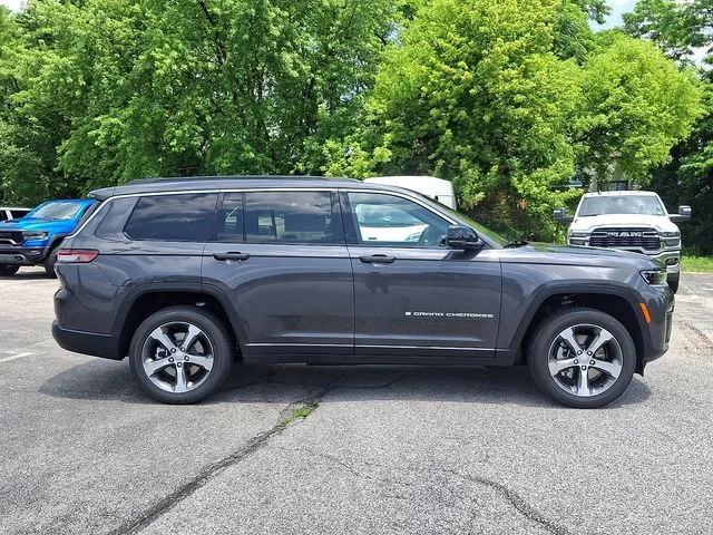New 2026 Gray Jeep Limited image 8