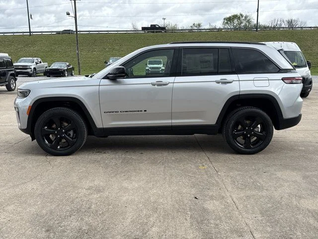 New 2026 Silver Jeep Limited image 8