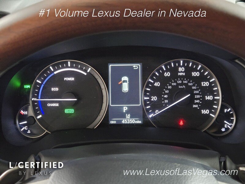 Certified Used 2022 Mica Lexus AWD image 35