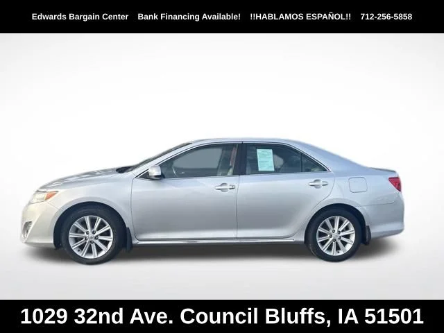 Used 2014 Silver Toyota XLE image 4