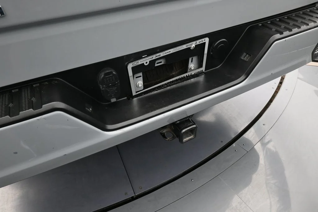 Used 2024 Slate Gray Metallic Chevrolet Custom image 42