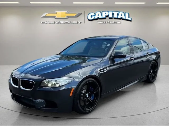 2016 BMW M5 -'s photo