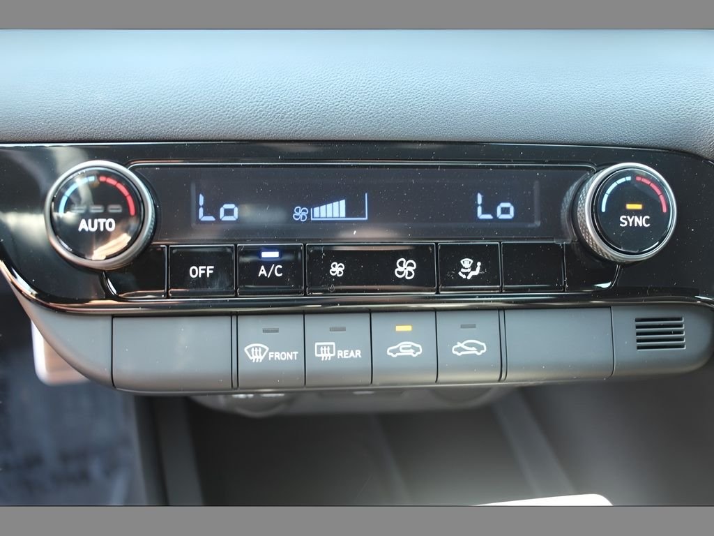 Certified Used 2025 Abyss Black Hyundai SEL Sport image 16
