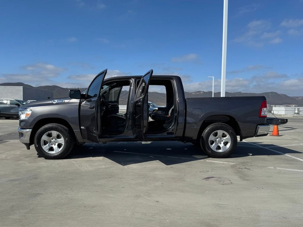 Used 2024 Crystal Metallic Ram Big Horn/Lone Star image 26