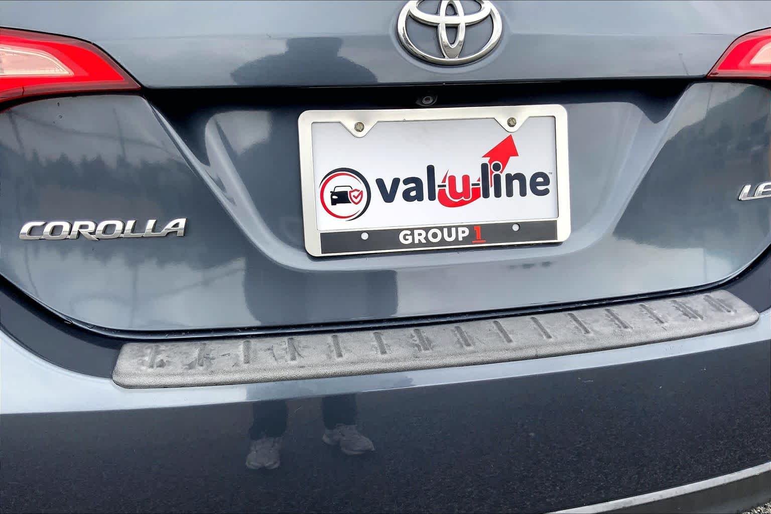 Used 2017 Slate Metallic Toyota LE image 10