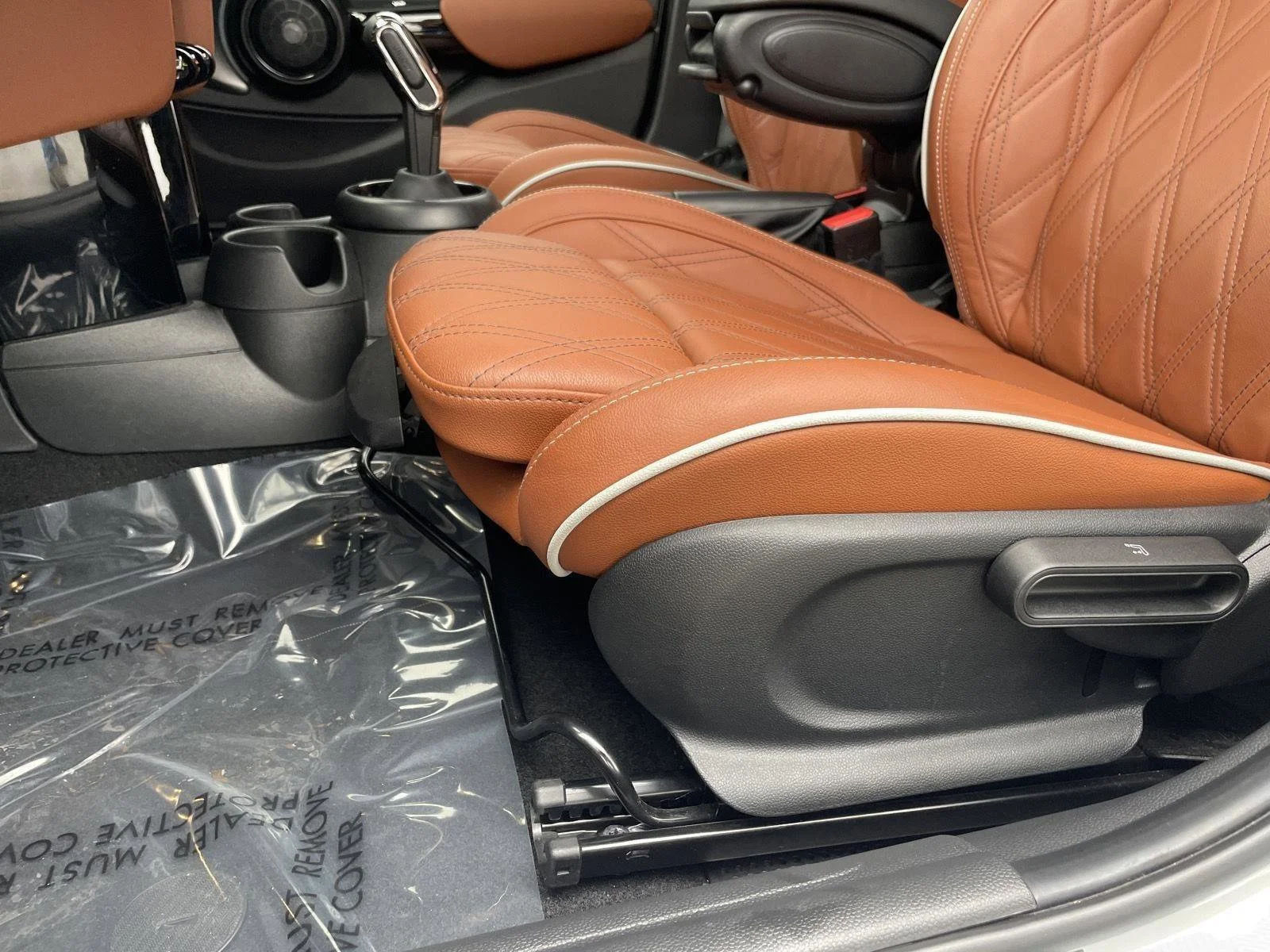 Used 2023 Nanuq White Metallic MINI Cooper S image 4