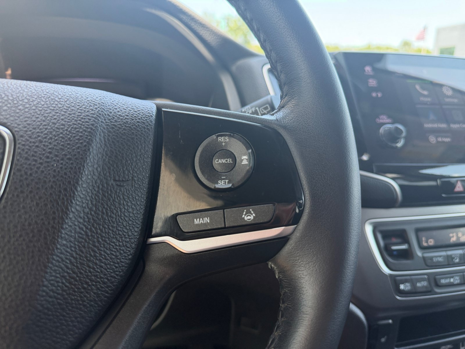 2021 Honda Pilot EX-L - Photo 12