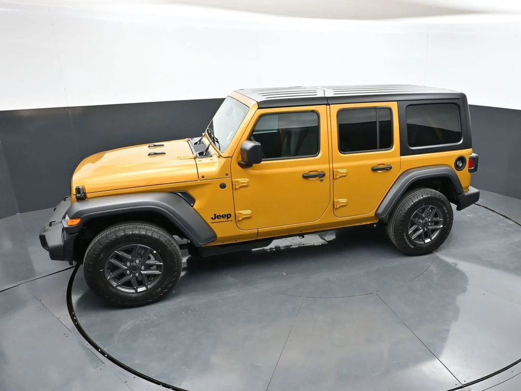 New 2026 Goldilocks Exterior Paint Jeep Sport S image 42
