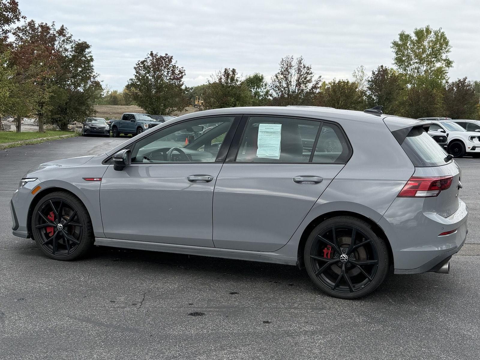 Used 2024  Volkswagen 380 S image 6