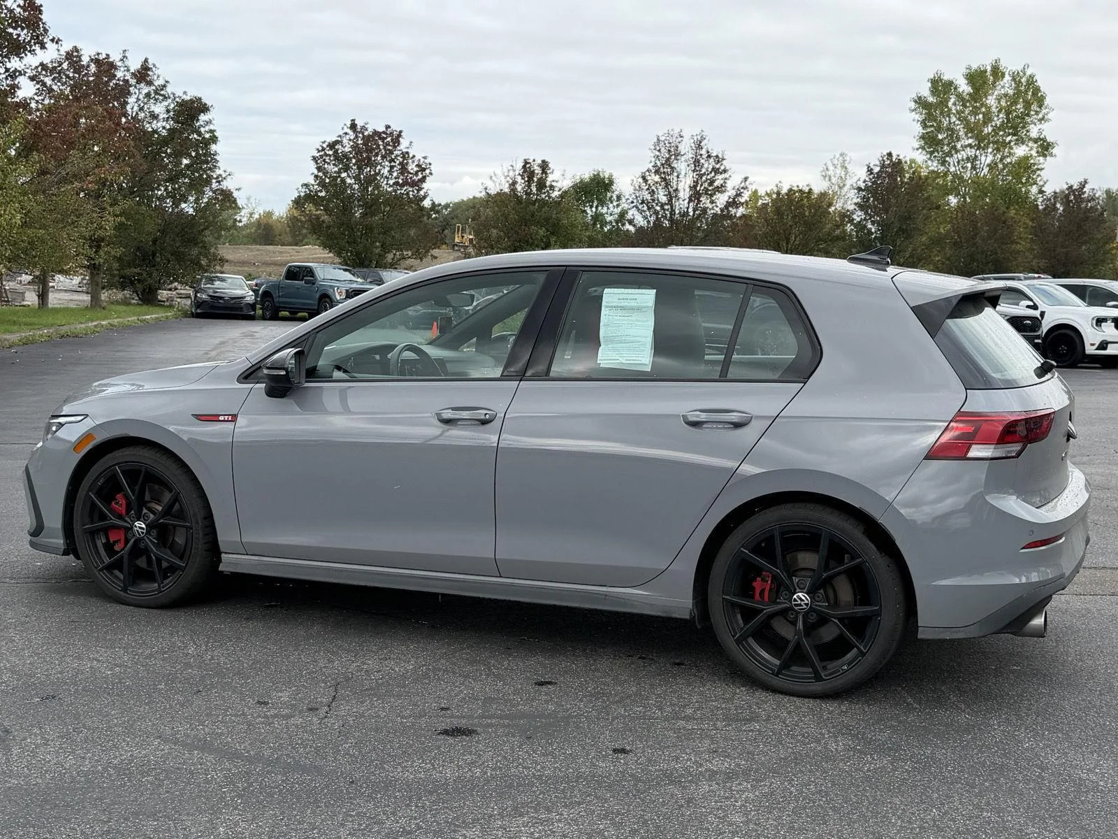 Used 2024  Volkswagen 380 S image 6