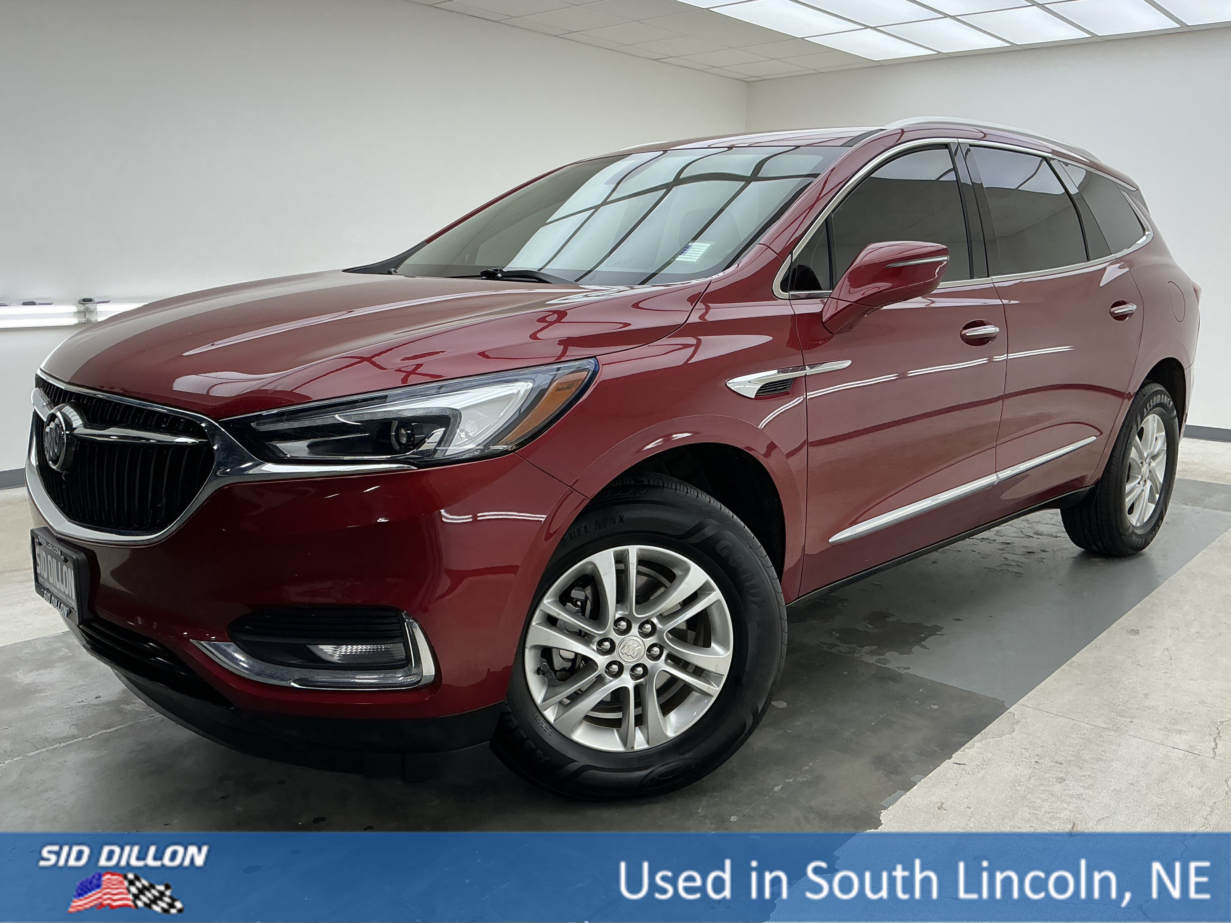 Used 2019 Red Quartz Tintcoat Buick Essence image 1