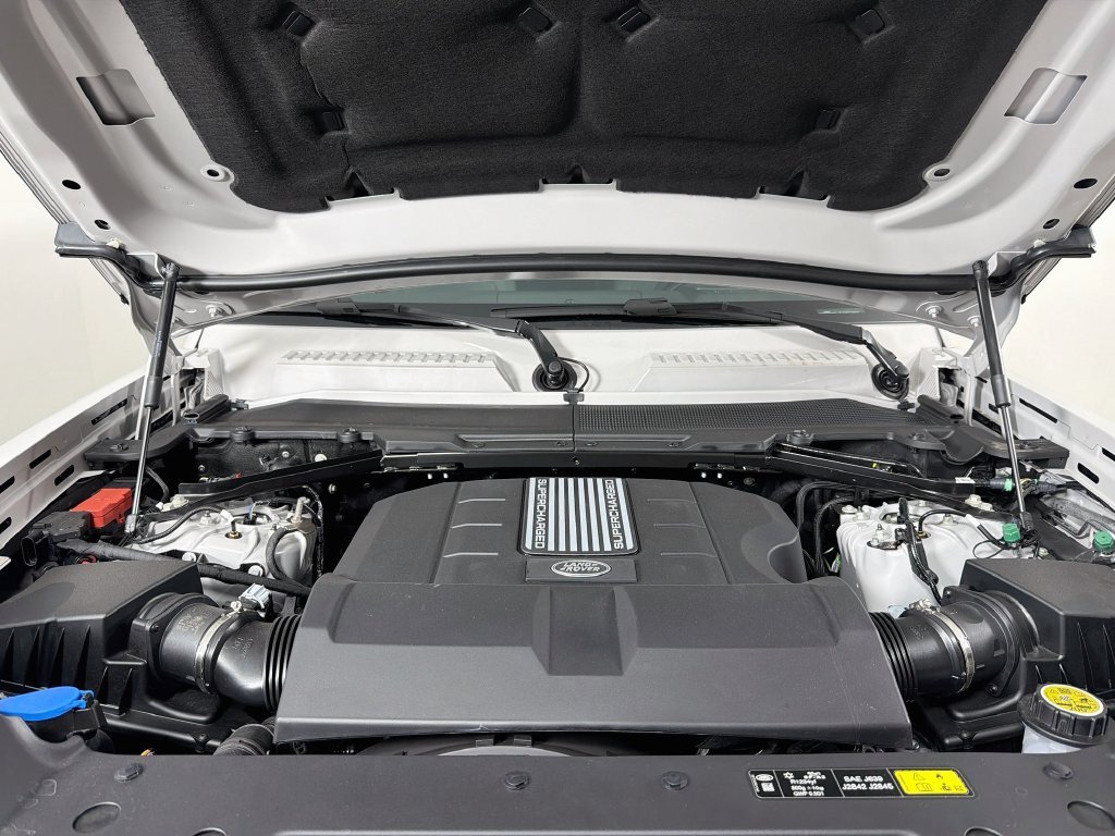 New 2026 Borasco Grey Land Rover X-Dynamic SE image 32