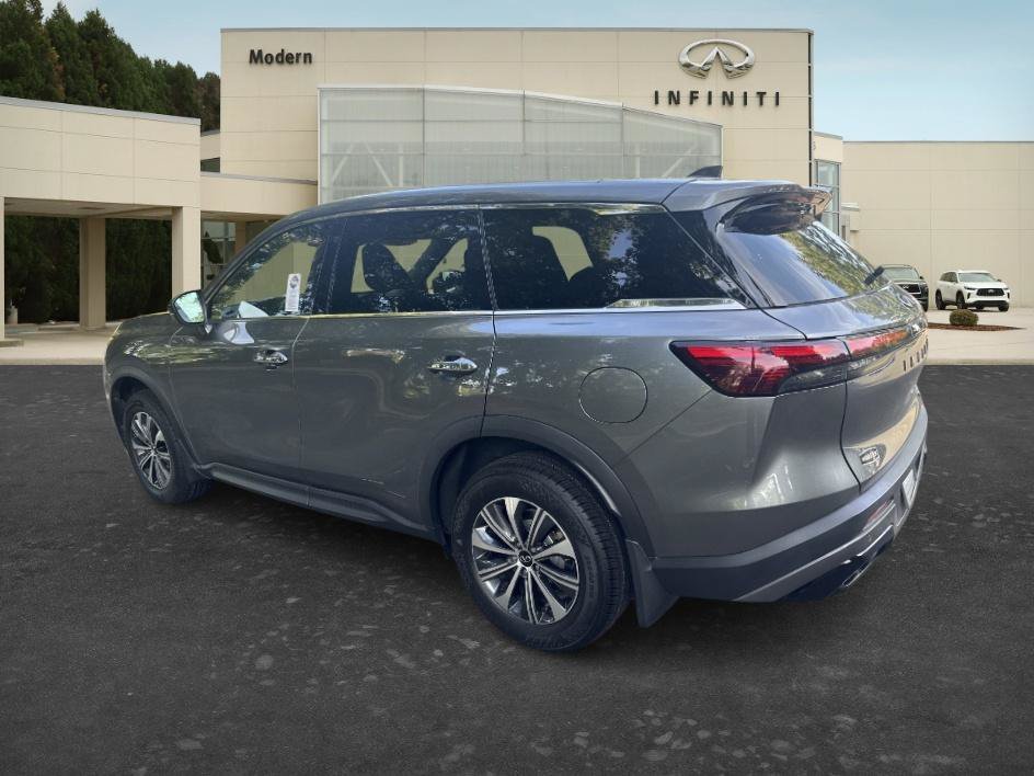 Used 2024 Graphite Shadow INFINITI PURE image 6