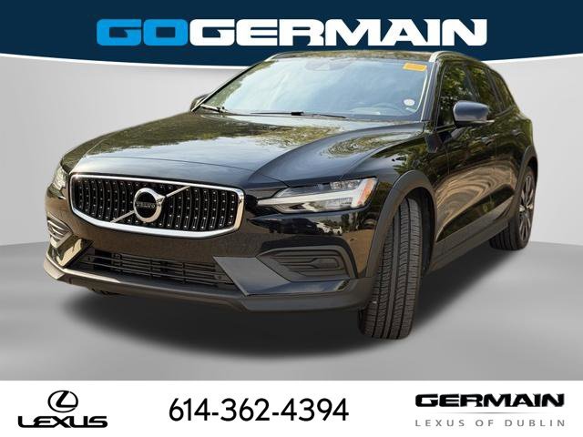Used 2020 Black Volvo T5 image 1