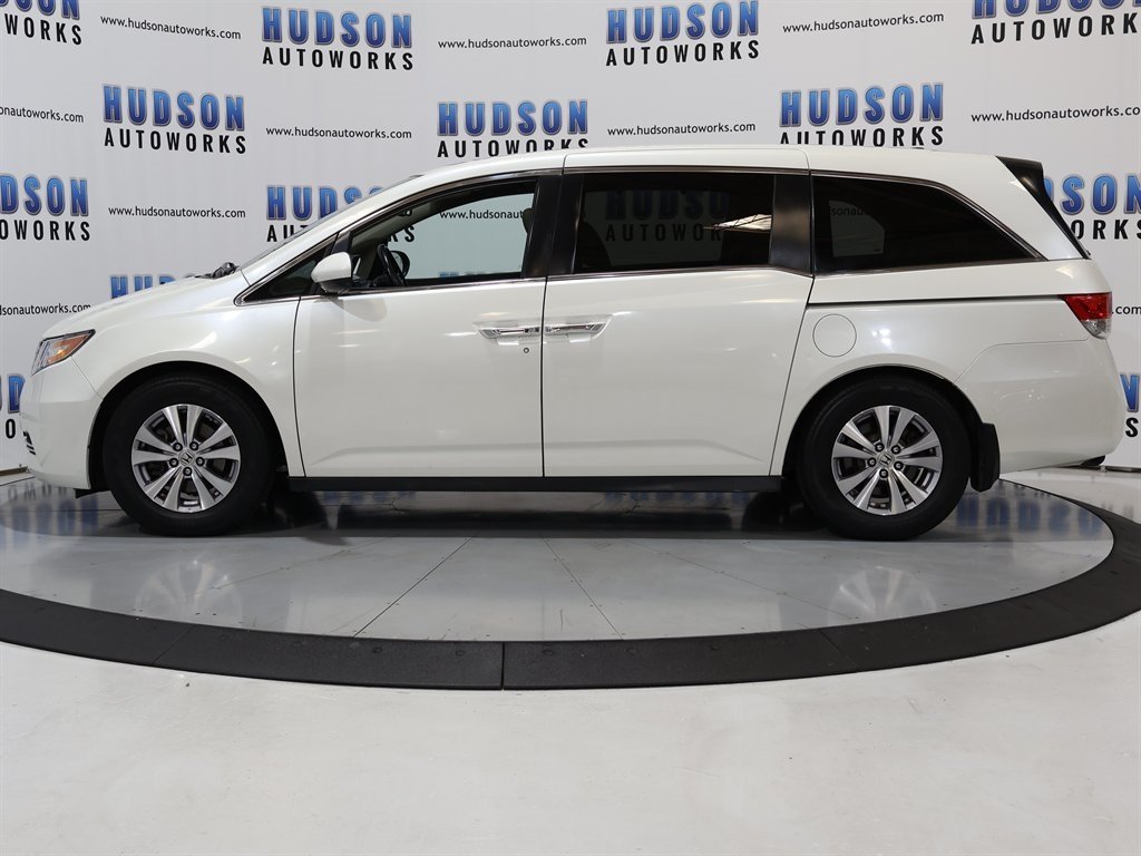 2015 Honda Odyssey EX-L photo 3
