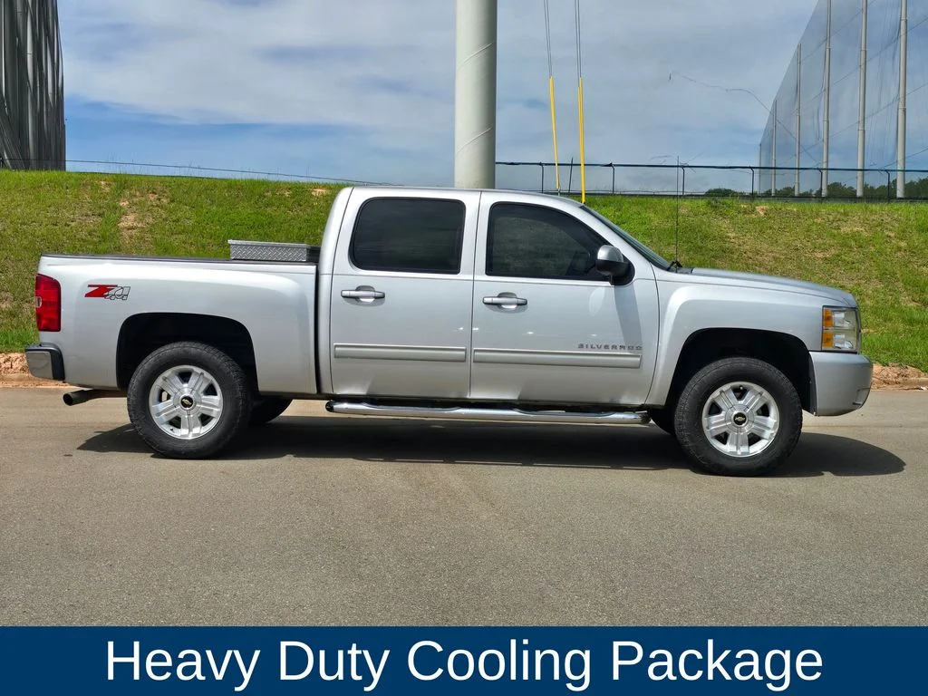 Used 2013 Silver Chevrolet LTZ image 3
