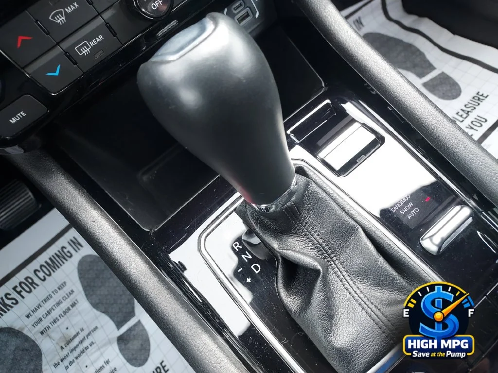 Used 2025 Blue Jeep Limited image 20