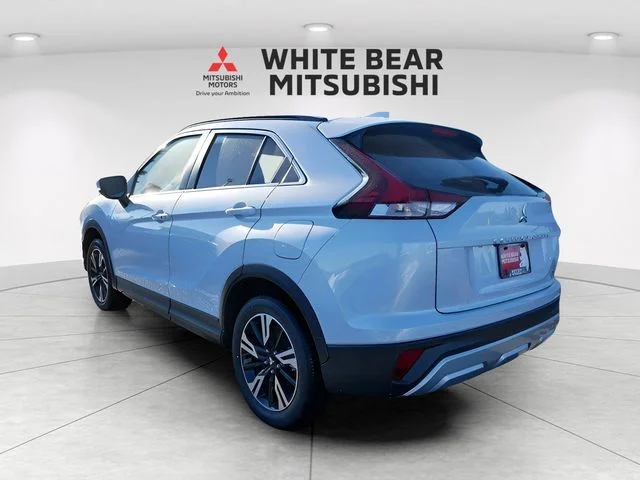 New 2026 White Diamond Mitsubishi SE PANORAMIC ROOF image 2