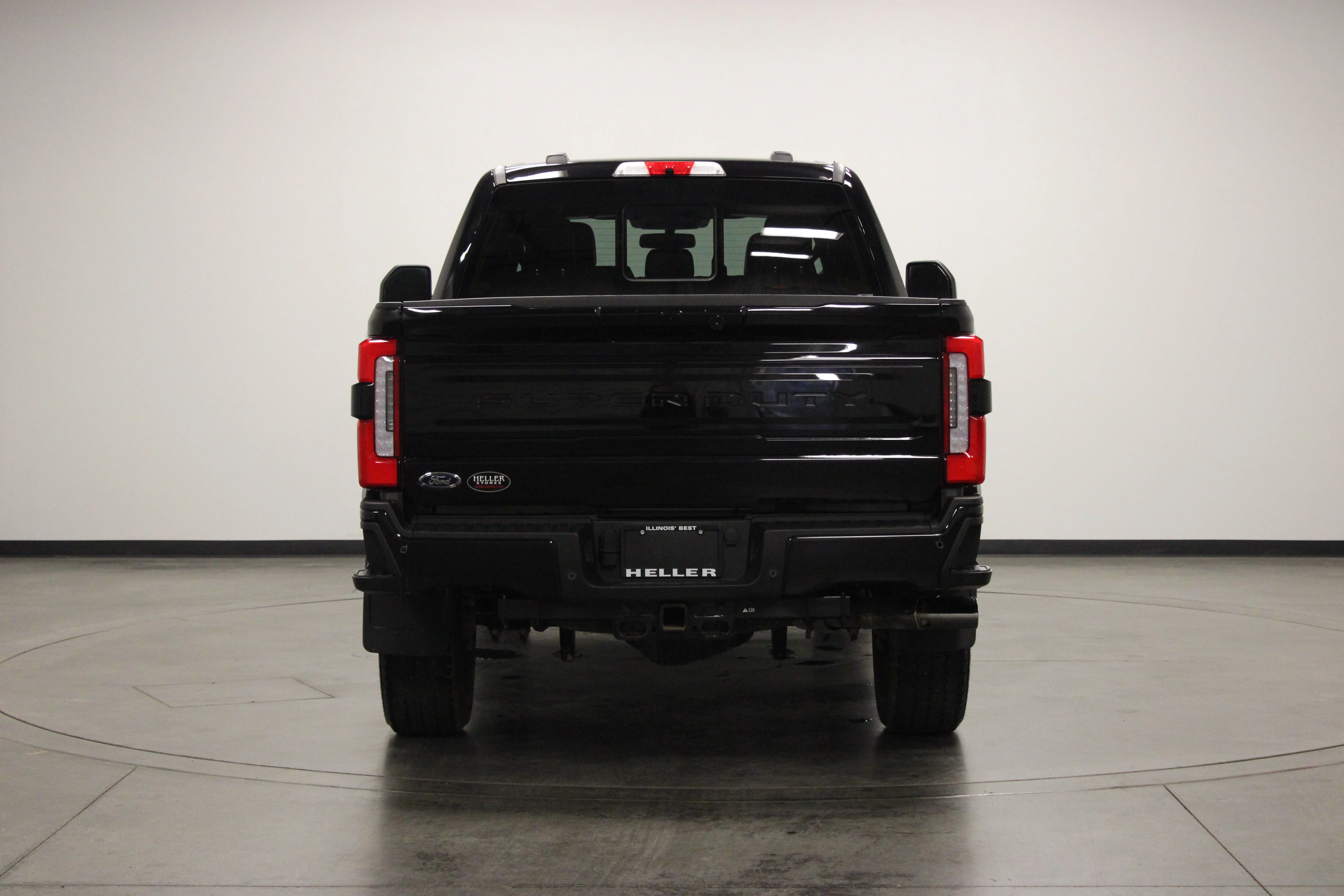 Used 2026 Agate Black Metallic Ford Platinum image 7