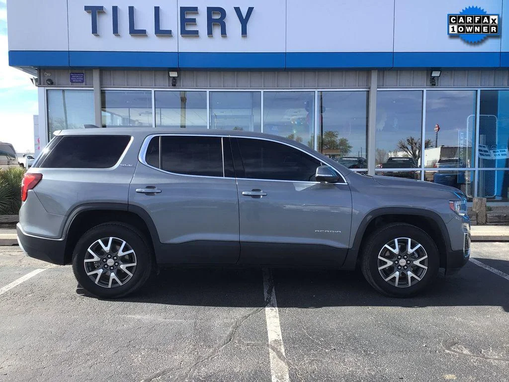 Used 2021 Satin Steel Metallic GMC SLE image 1