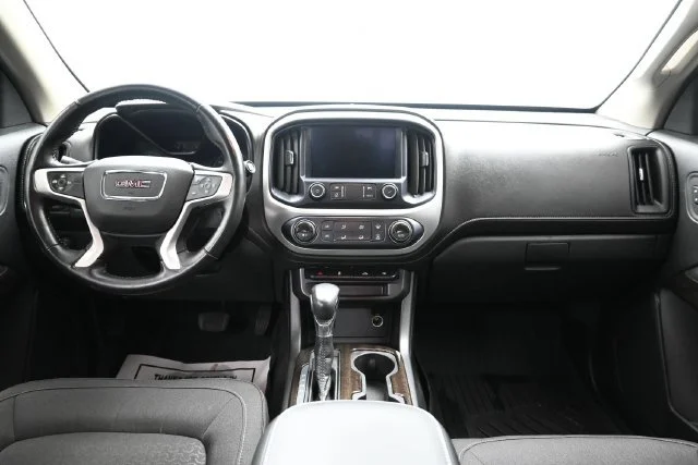 Used 2022 ONYX BLACK GMC 2WD Elevation image 19
